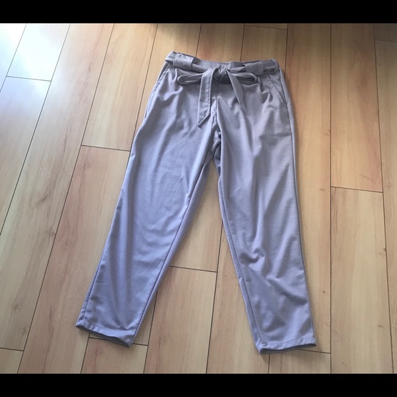 Cotton ankle pants with attached waist tie. - Picture 1 of 2